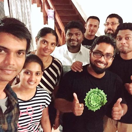 The Vintage Club Hostel Dehiwala-Mount Lavinia Eksteriør bilde