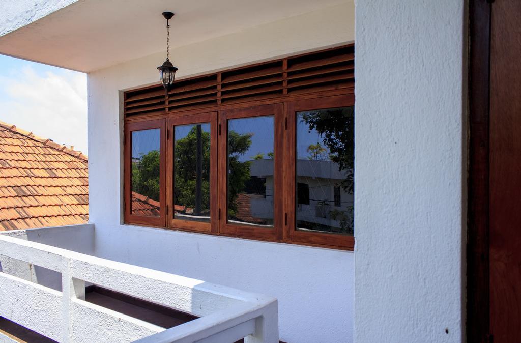 The Vintage Club Hostel Dehiwala-Mount Lavinia Eksteriør bilde